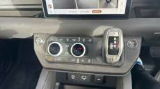 Land Rover Defender 3.0 D250 X-Dynamic SE 110 5dr Auto Diesel Estate